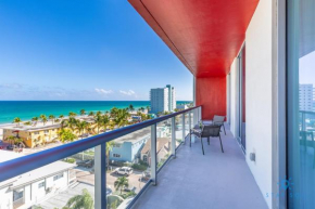 Hollywood Beach Boardwalk Amazing Rooftop Pool